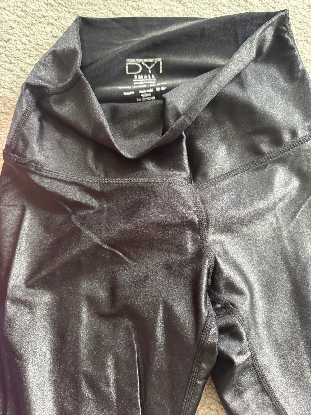Luxe grab bag!Women’s workout leggings/sports bras; Beach Riot,DYI, Year of Ours - Picture 5 of 8